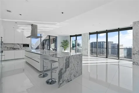 88 SW 7th Street Miami FL 33130