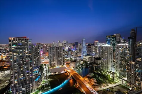 88 SW 7th Street Miami FL 33130