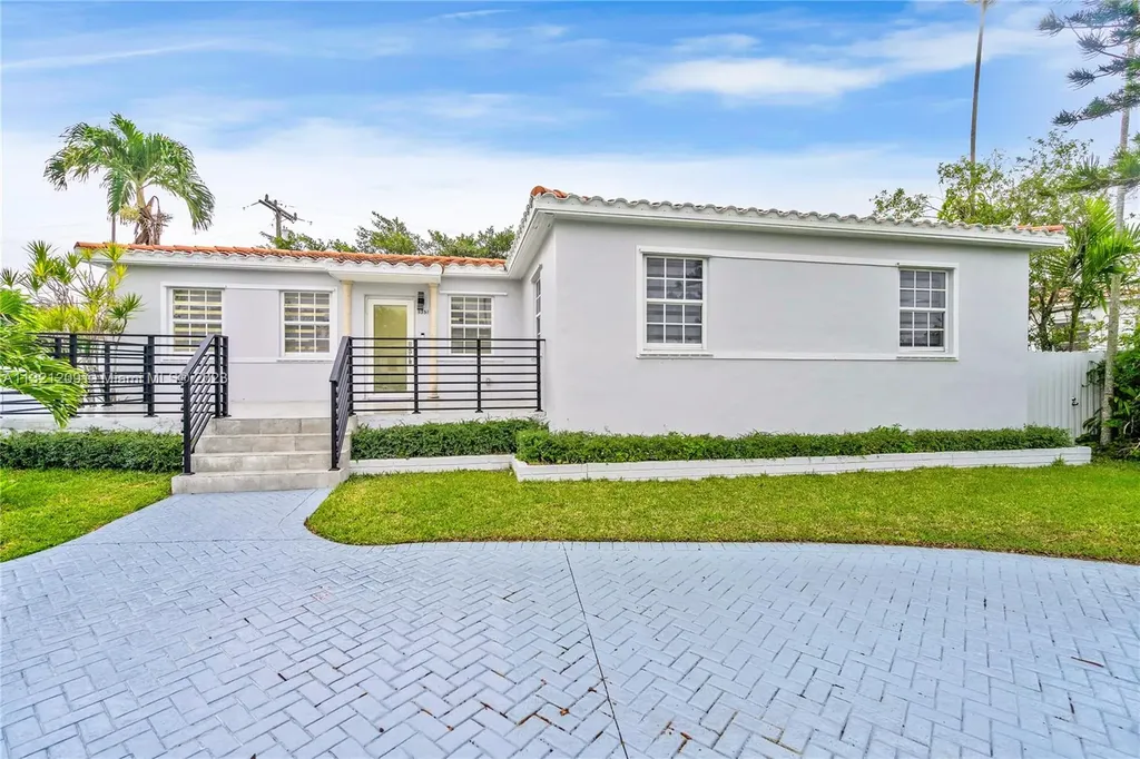8351 SW 27th Street Miami FL 33155