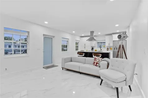8351 SW 27th Street Miami FL 33155