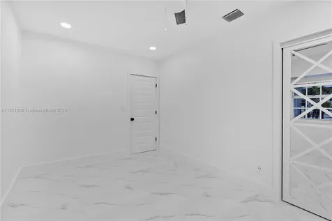 8351 SW 27th Street Miami FL 33155
