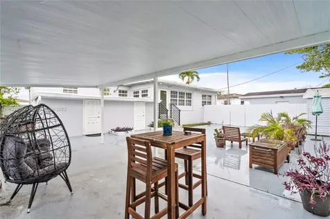 8351 SW 27th Street Miami FL 33155