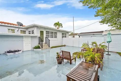 8351 SW 27th Street Miami FL 33155