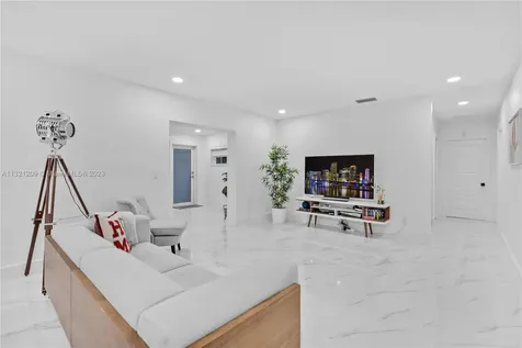 8351 SW 27th Street Miami FL 33155