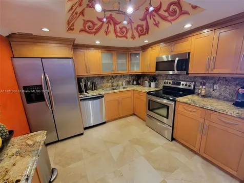 5151 Collins Avenue Miami Beach FL 33140