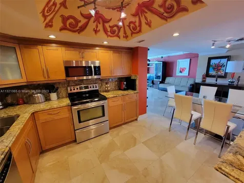 5151 Collins Avenue Miami Beach FL 33140
