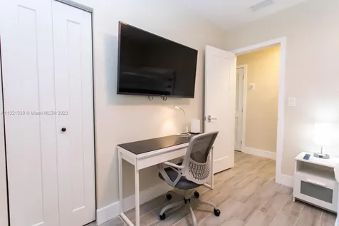 1120 N 13th Terrace Hollywood FL 33019