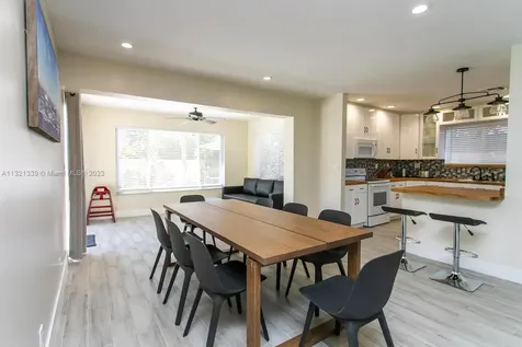 1120 N 13th Terrace Hollywood FL 33019