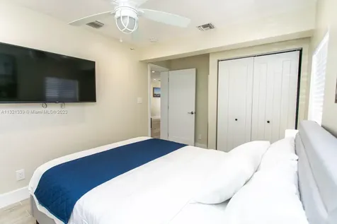 1120 N 13th Terrace Hollywood FL 33019