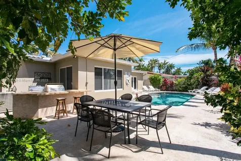 1120 N 13th Terrace Hollywood FL 33019