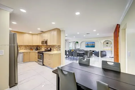 1020 N 13th Terrace Hollywood FL 33019
