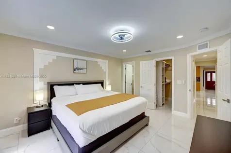 1020 N 13th Terrace Hollywood FL 33019