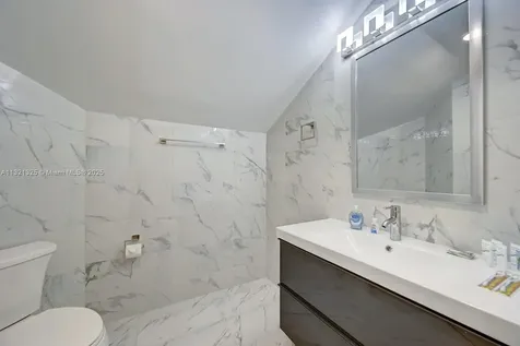 1020 N 13th Terrace Hollywood FL 33019