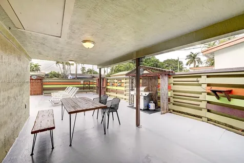 1020 N 13th Terrace Hollywood FL 33019