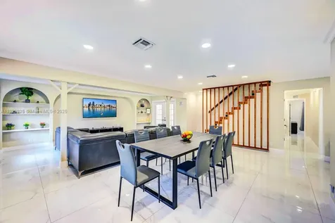 1020 N 13th Terrace Hollywood FL 33019