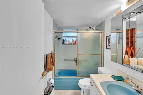 1033 Lenox Avenue Miami Beach FL 33139