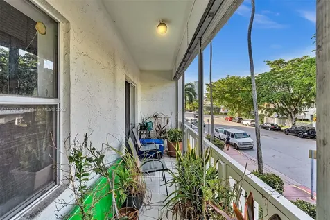 1033 Lenox Avenue Miami Beach FL 33139