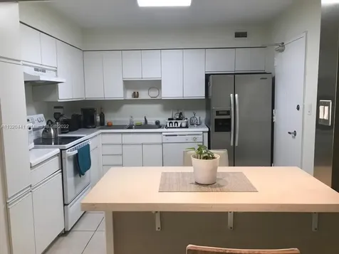 5151 Collins Avenue Miami Beach FL 33140