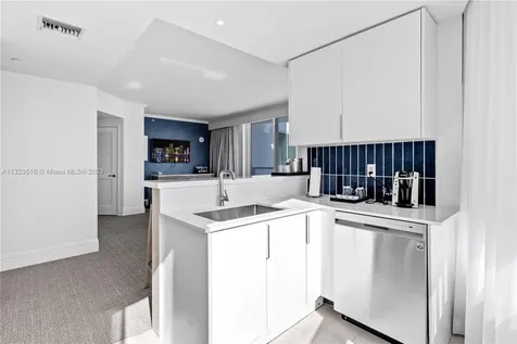 4401 Collins Avenue Miami Beach FL 33140