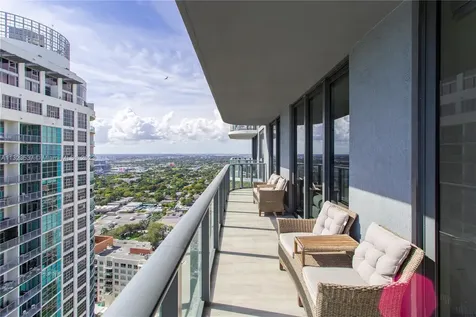 121 NE 34th Street Miami FL 33137
