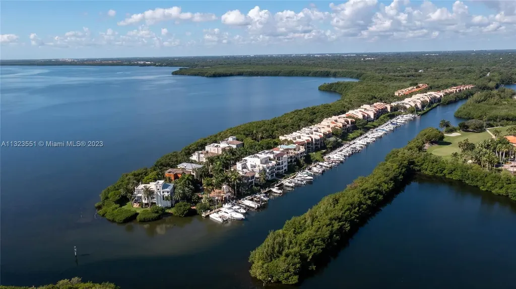 6226 Paradise Point Drive Palmetto Bay FL 33157