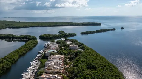6226 Paradise Point Drive Palmetto Bay FL 33157