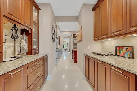 6226 Paradise Point Drive Palmetto Bay FL 33157