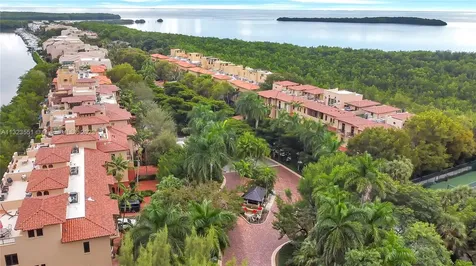 6226 Paradise Point Drive Palmetto Bay FL 33157