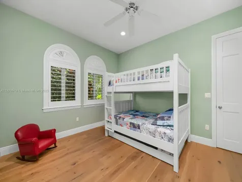 6751 SW 106th Street Pinecrest FL 33156