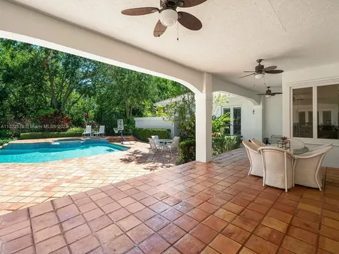 6751 SW 106th Street Pinecrest FL 33156