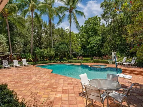 6751 SW 106th Street Pinecrest FL 33156