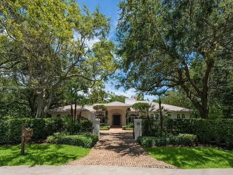 6751 SW 106th Street Pinecrest FL 33156
