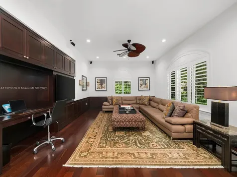 6751 SW 106th Street Pinecrest FL 33156