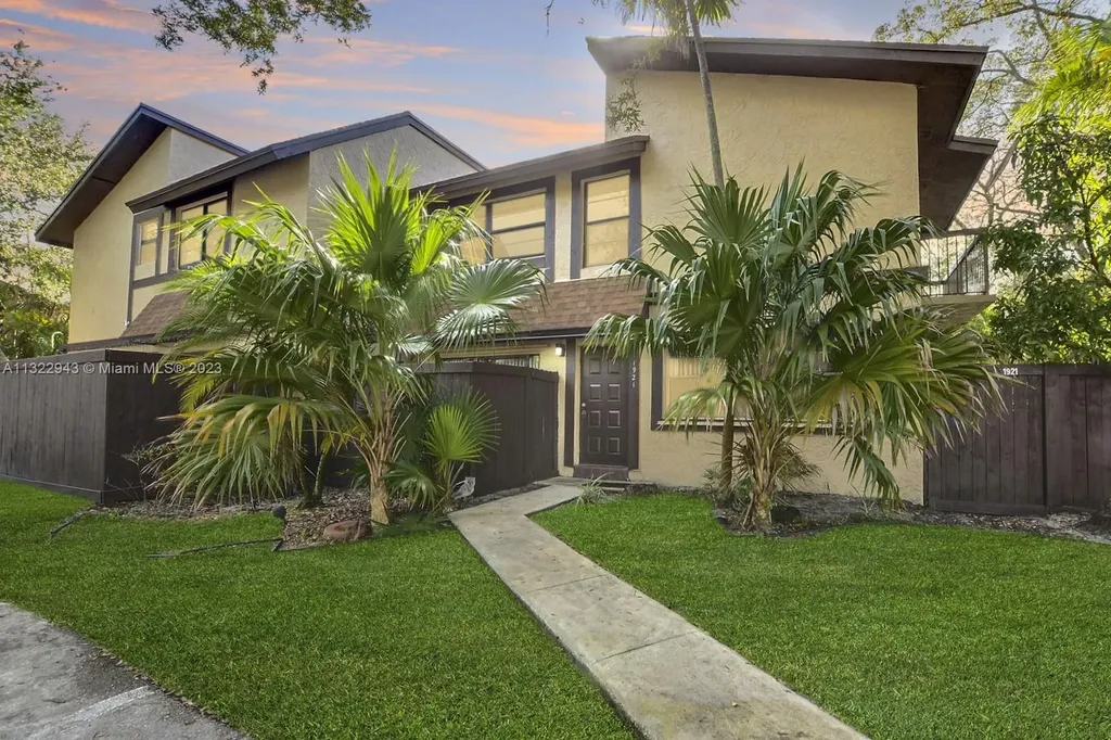 1921 Bayberry Drive Pembroke Pines FL 33024