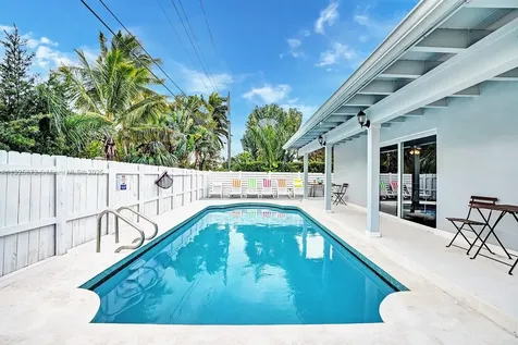 1018 Adams Street Hollywood FL 33019