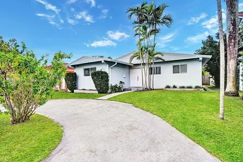 1018 Adams Street Hollywood FL 33019