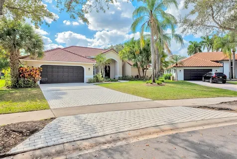 1042 Poplar Circle Weston FL 33326