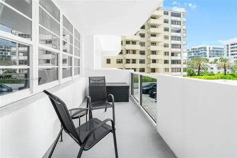 100 Lincoln Road Miami Beach FL 33139