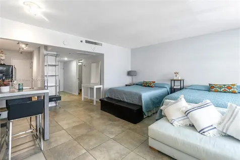 100 Lincoln Road Miami Beach FL 33139