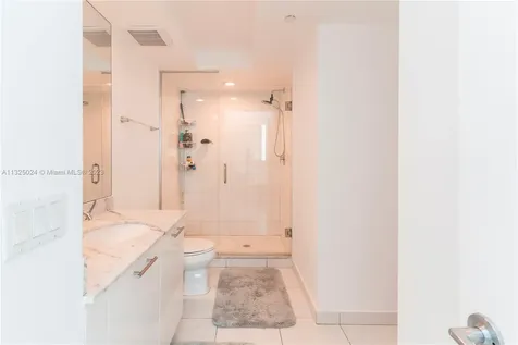 55 SE 6th Street Miami FL 33131