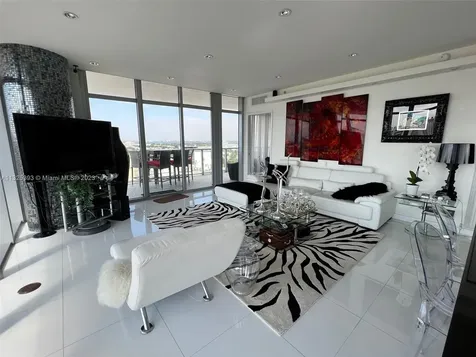 3737 Collins Avenue Miami Beach FL 33140