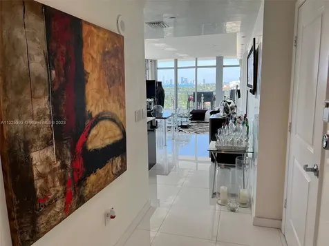 3737 Collins Avenue Miami Beach FL 33140