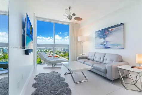 7901 Hispanola Avenue North Bay Village FL 33141