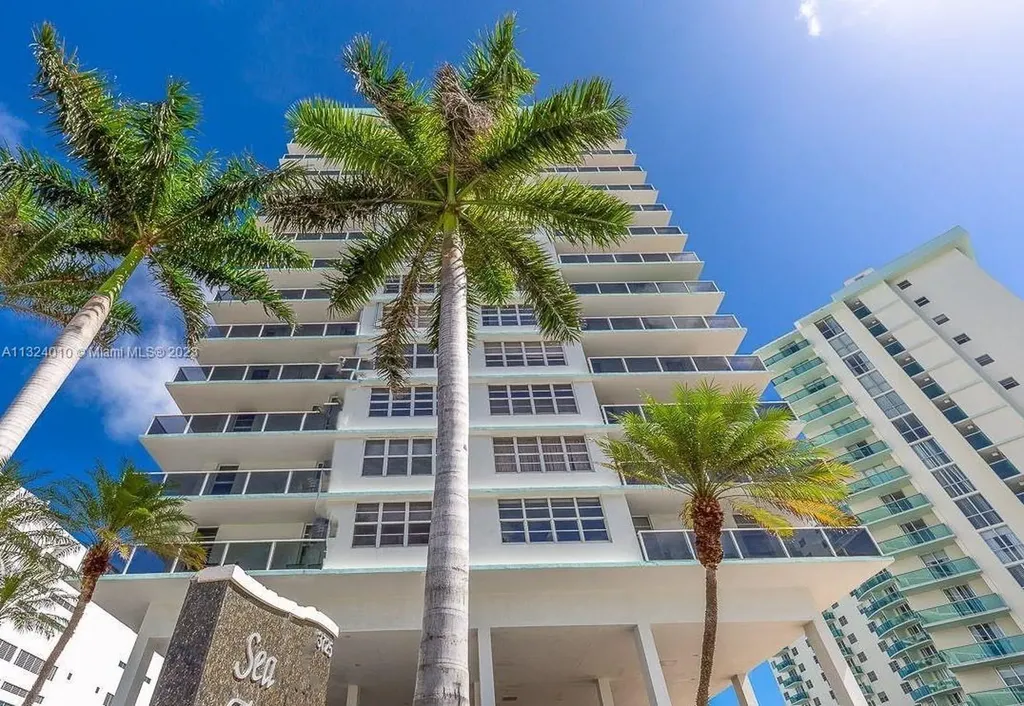 Hollywood FL 33019
