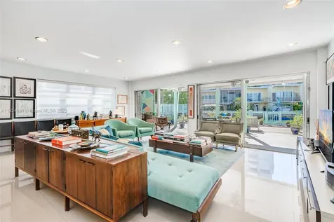 830 Raymond Street Miami Beach FL 33141