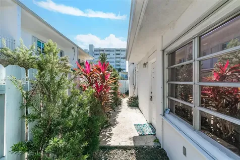 830 Raymond Street Miami Beach FL 33141