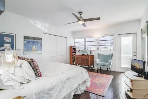 830 Raymond Street Miami Beach FL 33141