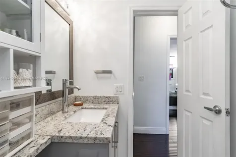 830 Raymond Street Miami Beach FL 33141