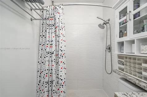 830 Raymond Street Miami Beach FL 33141