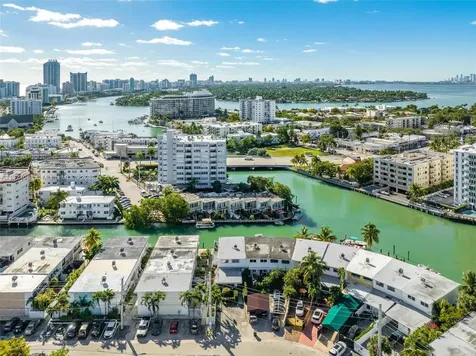 830 Raymond Street Miami Beach FL 33141
